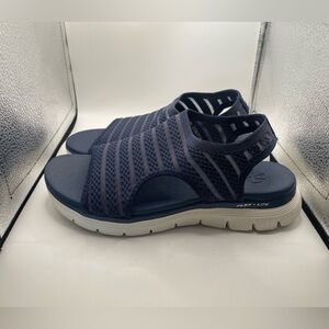 Skechers Yoga Foam Dual Lite Ride women’s navy Sandals mesh size 9